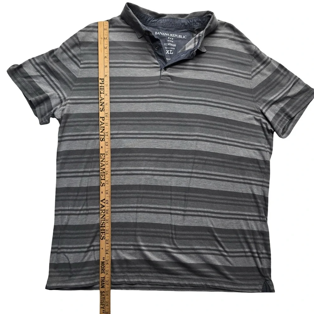 Banana Republic Vintage Stripe Polo Shirt Gray Men’s XL‎